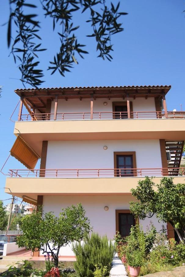 Vila Toskaj Vlorë Esterno foto